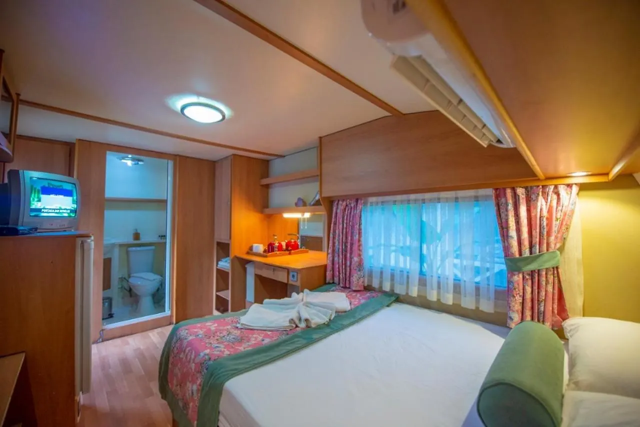 S3 Seahorse Beach Club Олудениз