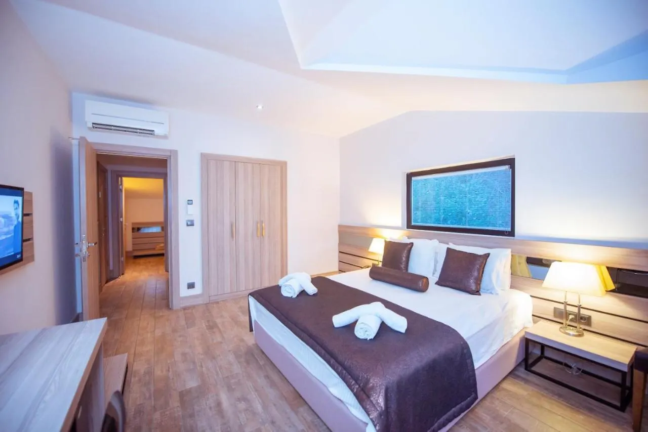 Отель S3 Seahorse Beach Club Олудениз